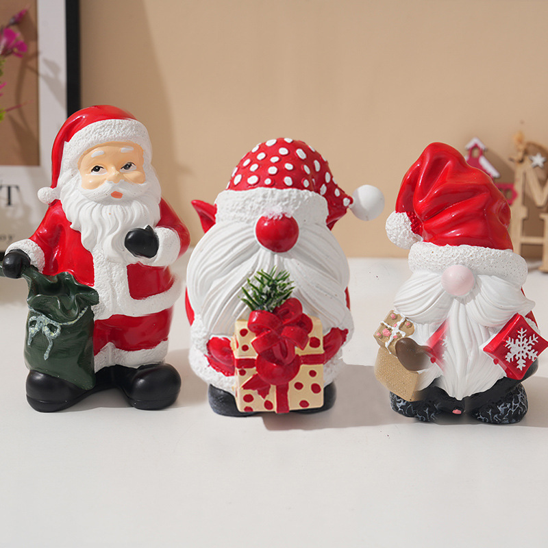 Christmas Santa Resin Ornament - Vintage Collectible Santa review and price