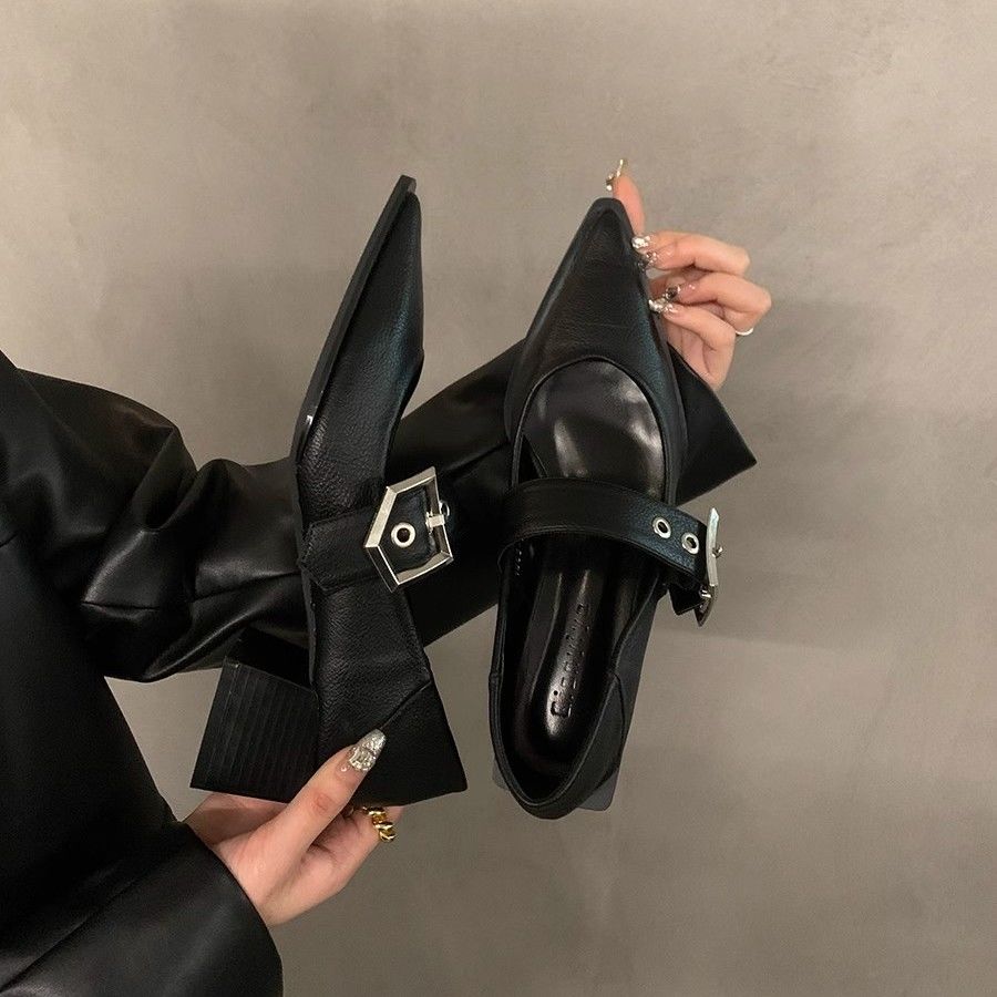 Vintage Women Mary Jane Pointe - Vintage Collectible Shoes review and price
