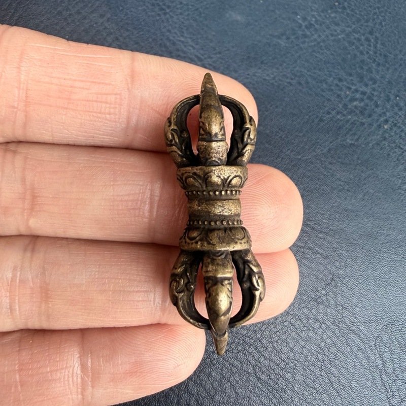 Tibetan-style brass small pend - Small Vintage Collectible Items review and price
