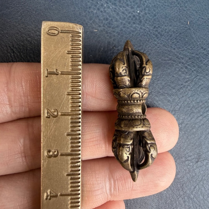Tibetan-style brass small pend - Small Vintage Collectible Items review and price